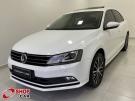 VW - Volkswagen Jetta Highline 2.0 16v TSi Branca