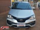 TOYOTA Etios Hatch X Plus 1.5 16v Prata